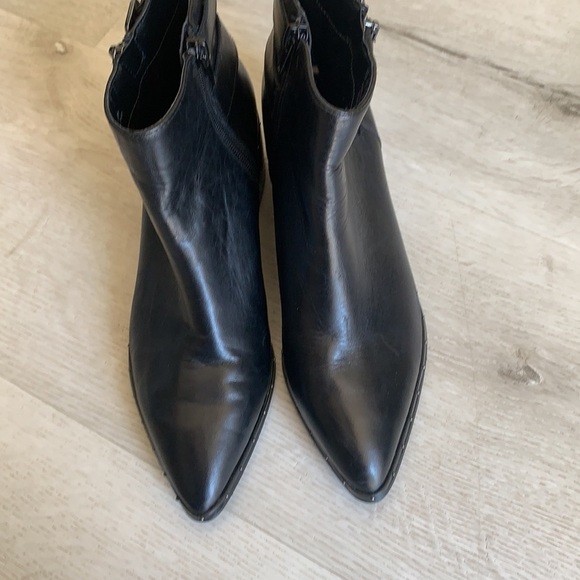 Bleecker & Bond Georgia leather booties buckles - Picture 14 of 14